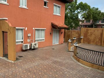 4BR HOUSE & LOT; PORTOFINO HEIGHTS - DAANG HARI, LAS PINAS CITY - FOR SALE