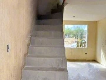 CASA EN VENTA, VALLE DEL ROBLE, CADEREYTA 2 PLANTAS,  2 RECAMARAS, PRECIO DE OFERTA