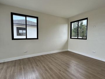 Pre Selling House and Lot For Sale in Nuvali Laguna