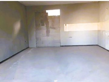 CASA EN VENTA, VALLE DEL ROBLE, CADEREYTA, 2 PLANTAS,2 RE.CAMARAS, 1 BAÑO, ESTACIONAMIENTO PARA 2 AUTOS, INDIVIDUAL