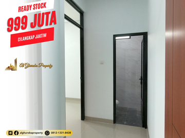 RUMAH KPR SYARIAH READY STOCK 2 LANTAI 900 JUTA-AN PINGGIR JALAN RAYA MABES TNI CILANGKAP CIPAYUNG