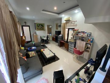 Rumah Hook Lebar 12M Lokasi PAKUWON CITY Cluster FLORENCE Surabaya