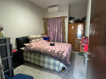 Rumah Hook Lebar 12M Lokasi PAKUWON CITY Cluster FLORENCE Surabaya