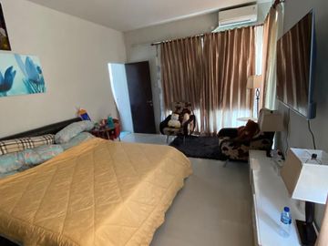 Rumah Hook Lebar 12M Lokasi PAKUWON CITY Cluster FLORENCE Surabaya