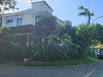 Rumah Hook Lebar 12M Lokasi PAKUWON CITY Cluster FLORENCE Surabaya
