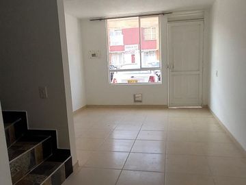 Vendo Casa unifamiliar 74m2, Suba - Quintas de Santa Rita 2 $ 220.000.000 - Cel: 321237----