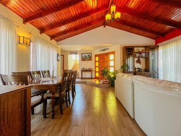 Venta Exclusiva Casa Rosario de Peñuelas Coquimbo