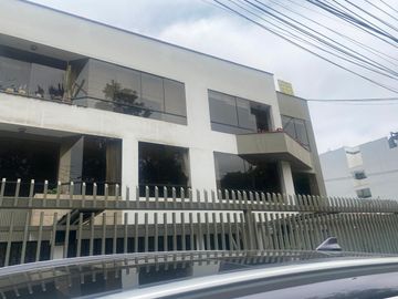 Vendo departamento frente a parque en excelente zona residencial, Av. Del Pinar 480, Chacarilla San Borja