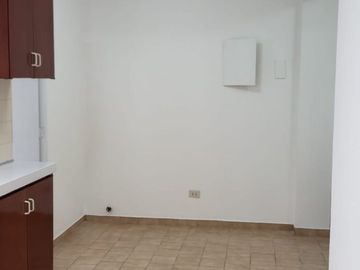 Vendo departamento frente a parque en excelente zona residencial, Av. Del Pinar 480, Chacarilla San Borja