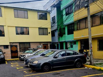 CASA RENTERA EN VENTA, SOLANDA, CERCA A LA J