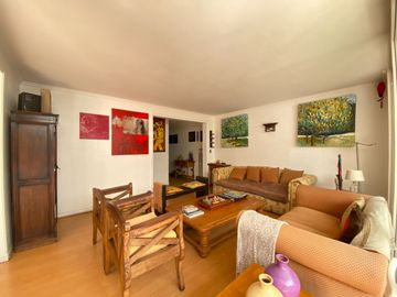 Casa en Condominio Consolidado y Seguro, Cercana a Colegios Mayflower, Huinganal.