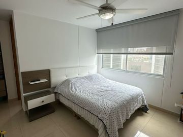 Apartamento de 3 habitaciónes con baño! Sector Buenavista.
