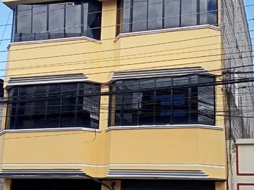 En Venta Casa Rentera Sur De Quito - Sector Ajaví