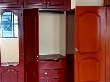En Venta Casa Rentera Sur De Quito - Sector Ajaví