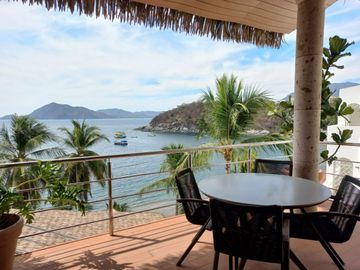 CASA DE PLAYA, AMUEBLADA, EN VENTA, PENINSULA DE SANTIAGO, MANZANILLO, COL.
