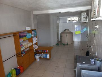 CASA DE PLAYA, AMUEBLADA, EN VENTA, PENINSULA DE SANTIAGO, MANZANILLO, COL.