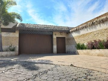CASA DE PLAYA, AMUEBLADA, EN VENTA, PENINSULA DE SANTIAGO, MANZANILLO, COL.