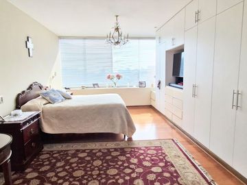 VENDO, Precioso, amplio y muy iluminado Dpto 230mts. 3dorm c/vista al Golf Los Inkas – Calle Los Topacios 153 Surco