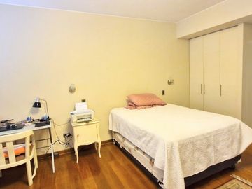 VENDO, Precioso, amplio y muy iluminado Dpto 230mts. 3dorm c/vista al Golf Los Inkas – Calle Los Topacios 153 Surco