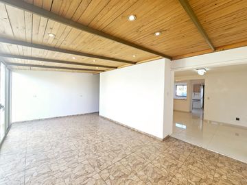 HERMOSA CASA REMODELADA, 3D, 2B, ALBERTO UNDURRAGA,HUECHURABA