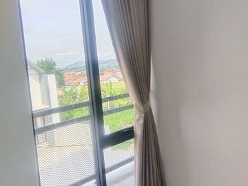Rumah Dijual 2 Lantai Bandung Barat Dekat Stasiun Kereta Cepat Padalarang