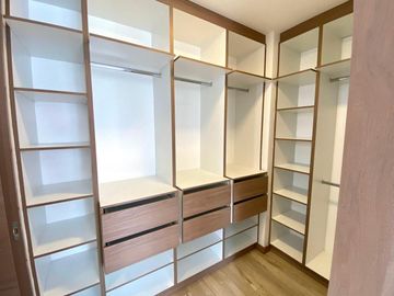 En Venta departamento 3 Dormitorios en Ponceano Alto