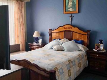 Casa de venta de oportunidad junto al Portal Shopping – $69.990 Quito - Ecuador.               House for Sale at a Bargain Price Next to Portal Shopping – $69,990 Quito, Ecuador
