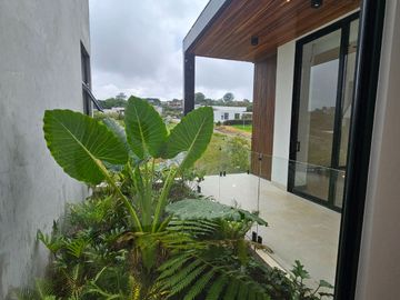 VENDO  EXCLUSIVA CASA EN EL SECTOR DE CERRITOS, MANIZALES.