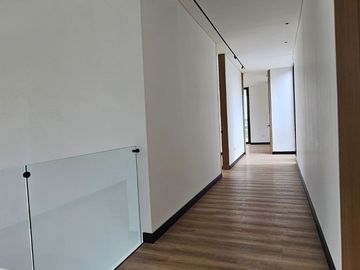 VENDO  EXCLUSIVA CASA EN EL SECTOR DE CERRITOS, MANIZALES.