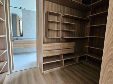 VENDO  EXCLUSIVA CASA EN EL SECTOR DE CERRITOS, MANIZALES.