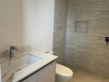 Departamento de venta de dos dormitorios sector Cumbayá – Urbanización privada con amenidades de lujo cerca a la Universidad San Francisco de Quito a estrenar...