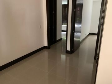 VENDO APARTAMENTO EN NORMANDIA AREA 185.30M2