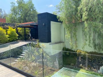 Casa en venta en Pedregal en condominio horizontal en Calle cerrada con vigilancia