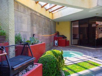 RESIDENCIA EN VENTA EN JARDINES DEL PEDREGAL CON GRAN JARDIN PLANO