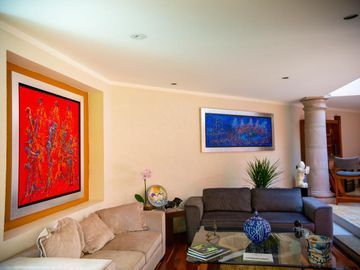 RESIDENCIA EN VENTA EN JARDINES DEL PEDREGAL CON GRAN JARDIN PLANO