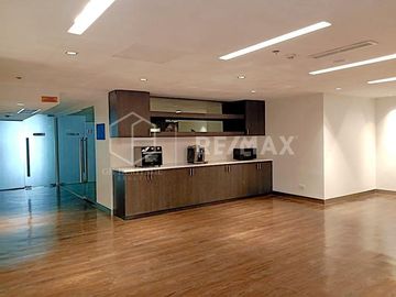 GH - FOR SALE: 114 SQM Office Space in Alveo Financial Tower, Makati