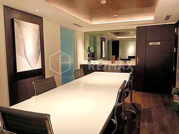 GH - FOR SALE: 114 SQM Office Space in Alveo Financial Tower, Makati