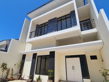 Dijual Rumah Minimalis Baru Gress Lokasi Medokan Ayu Rungkut Surabaya Timur
