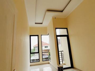 Dijual Rumah Minimalis Baru Gress Lokasi Medokan Ayu Rungkut Surabaya Timur