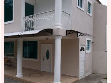 HERMOSAS CASAS CLUB LOS CHILLOS