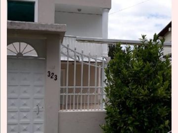 HERMOSAS CASAS CLUB LOS CHILLOS