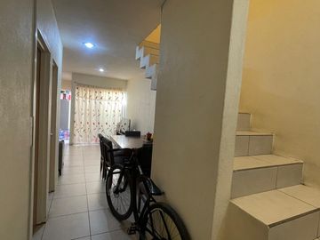 Casa Dentro de Coto en Fracc Parques del Palmar