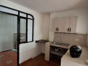 Venta Casa 3 pisos independientes barrio Coodelmar 4 , Cuba