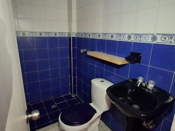 Venta Casa 3 pisos independientes barrio Coodelmar 4 , Cuba