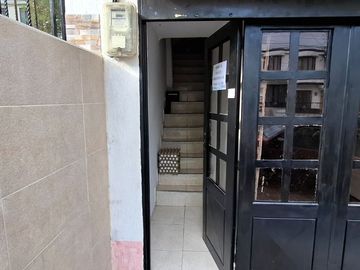 Venta Casa 3 pisos independientes barrio Coodelmar 4 , Cuba