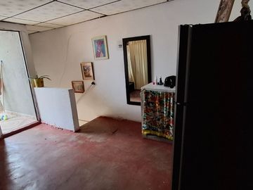 Venta Casa 3 pisos independientes barrio Coodelmar 4 , Cuba