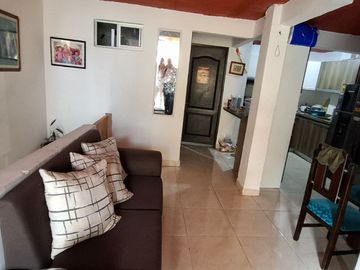 Venta Casa 3 pisos independientes barrio Coodelmar 4 , Cuba