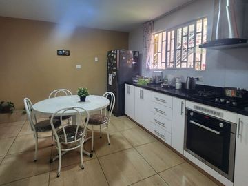 VENDO CASA +DEPARTAMENTO EN PUEBLO LIBRE  Cerca al cruce de Sucre y Bolivar- Hospital Santa Rosa
