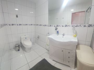 VENDO CASA +DEPARTAMENTO EN PUEBLO LIBRE  Cerca al cruce de Sucre y Bolivar- Hospital Santa Rosa