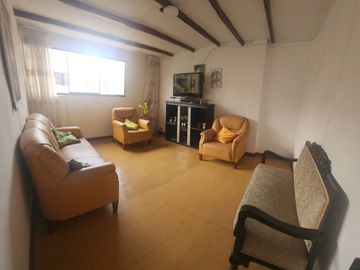 VENDO CASA +DEPARTAMENTO EN PUEBLO LIBRE  Cerca al cruce de Sucre y Bolivar- Hospital Santa Rosa